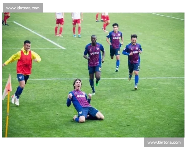 中超联赛主客场优势分析：球队表现与战术调整的深度剖析